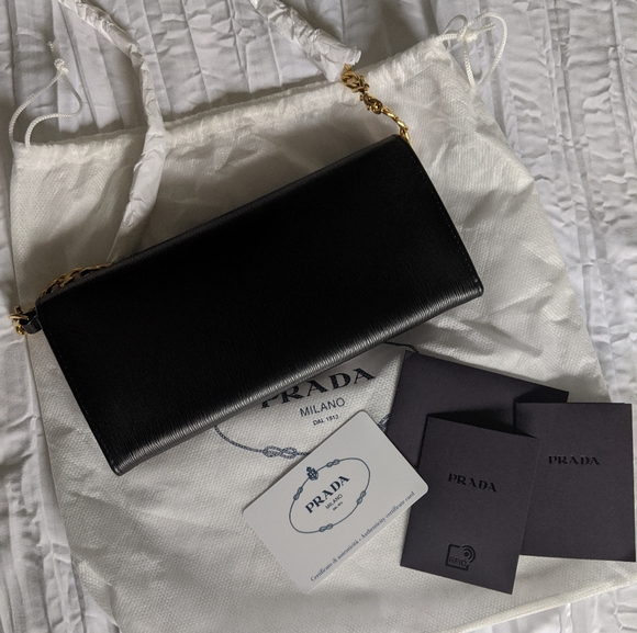 Brand New Prada Wallet on Chain Vitello Black - Picture 5 of 10